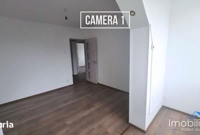 Apartament cu 3 camere decomandat în Central - 4