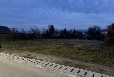 Teren de 1680 mp, în Exterior Vest - 2