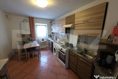 Apartament cu 4 camere decomandat în Calea Moldovei - 7