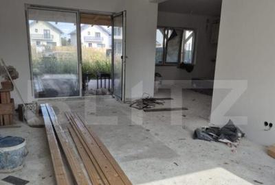 Casa in rosu cu 1500 mp teren - 3