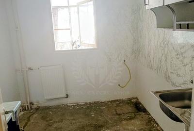 Apartament cu 3 camere decomandat în 9 Mai - 8