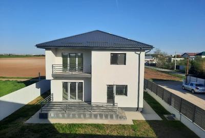 FARA COMISION casa 5 camere 3 bai 2 placi P+1+pod incalzire pardos canal apa - 52