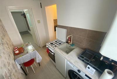Apartament cu 3 camere decomandat în Dâmbu Pietros - 6