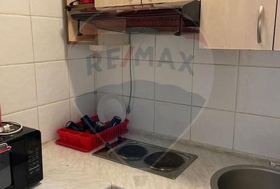Studio de 35 mp etaj 1 - Str. Nicolae Iorga - centrala proprie - 8