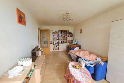 Apartament cu 2 camere decomandat în Moșilor