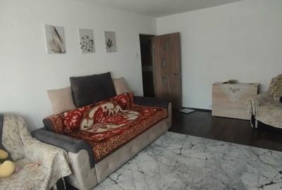 Apartament cu 2 camere decomandat, mobilat în Cug