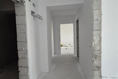 Apartament cu 2 camere decomandat în Berceni - 3