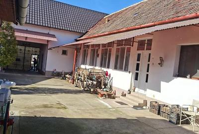 Casă cu Teren 17000 Mp în Saravale - 6