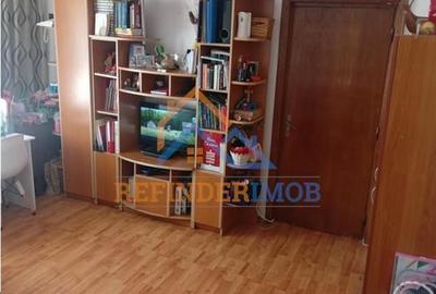 Apartament cu 2 camere decomandat, mobilat în Brâncoveanu