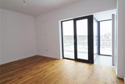 Apartament cu 3 camere decomandat în Pipera