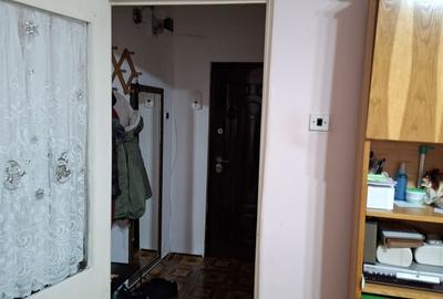 Apartament cu 3 camere semidecomandat în Dacia - 2