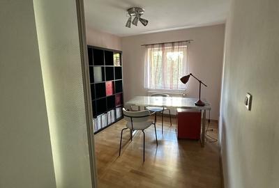 Apartament cu 3 camere decomandat în Central - 3