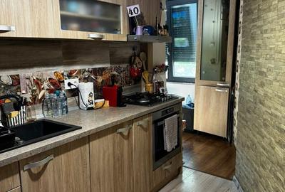 Apartament cu 2 camere decomandat în Dumbrava 2 - 4