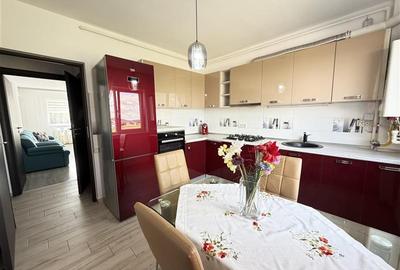 Apartament cu 2 camere decomandat în Tractorul - 17
