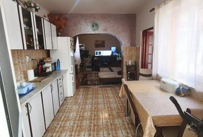 Casă cu 3 camere cu Teren 142 Mp în Tomis II - 9