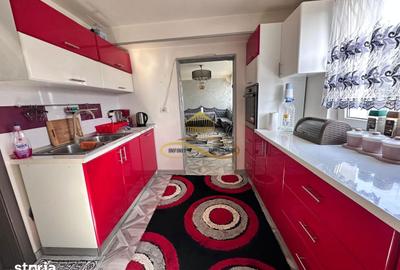 Casă cu 6 camere cu Teren 720 Mp în Letea Veche - 11