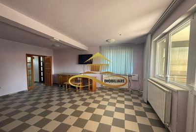 Casa cu destinatie comerciala de inchiriat in Bacau Cfr - 23