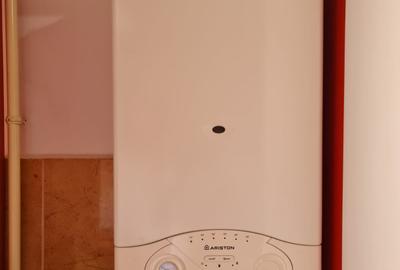 Vanzare apartament 2 camere, in Galati, Micro 21, la mansarda, sup.48mp, liber - 8