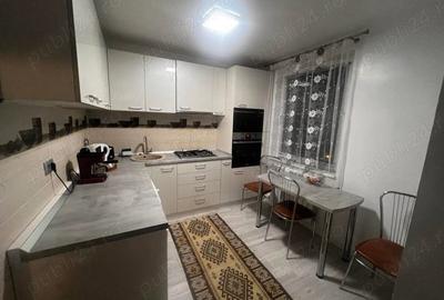 Dau In Chirie Apartament cu 3 camere Rogerius str Sovata Cu Priveliste Catre Cris - 1