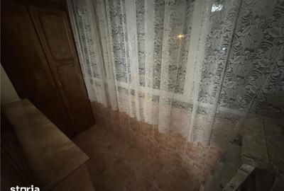 Apartament cu 2 camere decomandat în Baza 3 - 11