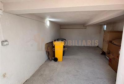 Casă cu 4 camere cu Teren 700 Mp în Valea Borcutului - 9
