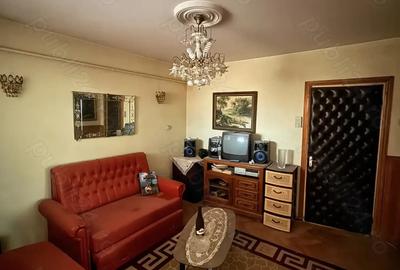 Apartament cu 4 camere decomandat în Mărăței - 3