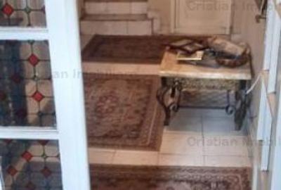 Casă cu 7 camere cu Canalizare în Central - 12