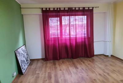 Garsonieră decomandată în Muncii - 2