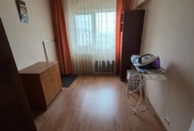Apartament cu 3 camere decomandat, mobilat în Pantelimon