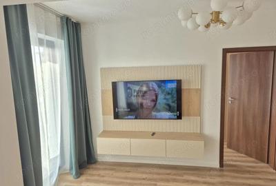 Apartament cu 2 camere, mobilat în Apărătorii Patriei