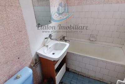 Apartament 2 camere, decomandat, zona centrala - 6