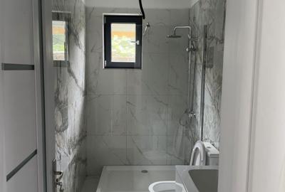 Casă cu 4 camere cu Teren 250 Mp în Central - 3