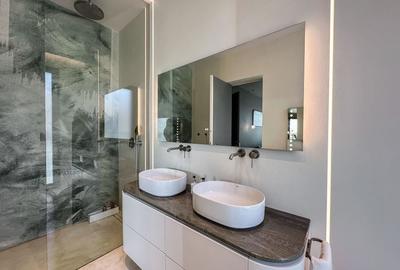 Furnished Penthouse with Panoramic Terrace in Prime Bucharest - 16