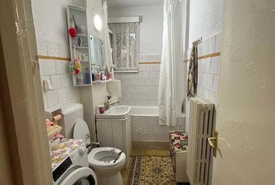 Apartament cu 3 camere semidecomandat în Fălticeni - 3