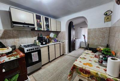 CASA 5 CAMERE , VANATORI-POPRICANI CASA 5 CAMERE , VANATORI-POPRICANI - 12