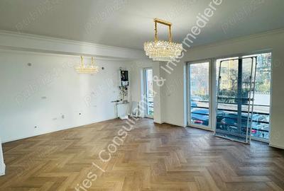 Spațiu comercial, de 60 mp, în Central