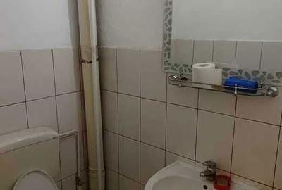 Apartament cu 3 camere decomandat în Central - 8