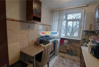 Apartament cu 3 camere decomandat în Central - 9