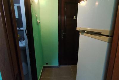 Inchiriez camin 1 camera etaj 1 - 2