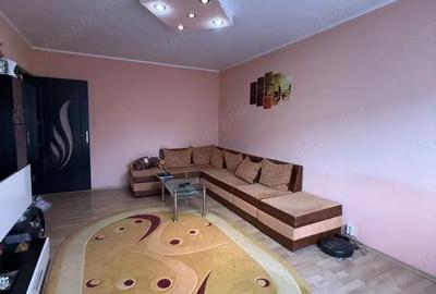 Apartament cu 3 camere decomandat în Est - 5