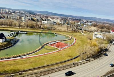 Apartament cu 3 camere decomandat în Central - 1