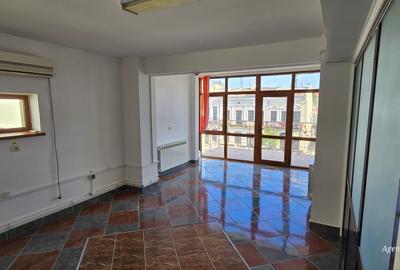 Birou, de 70 mp, în Central - 4