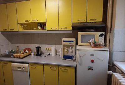Apartament 3 cam  sau spatiu com cu balcon stradal pe Sos Stefan cel Mare - 5