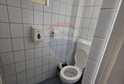 Spațiu comercial, de 80 mp, în P-ța Muncii - 7