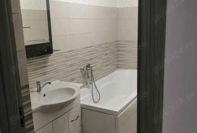 Apartament cu 3 camere decomandat în Central - 3