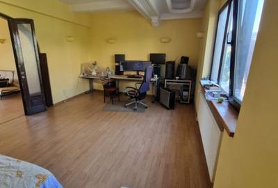 Apartament 3 camere - 10 minute de metrou - Mosilor - 8