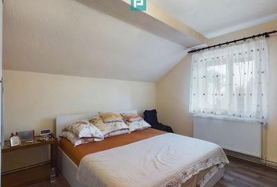 Casă cu 5 camere cu Teren 400 Mp în Utvin - 12