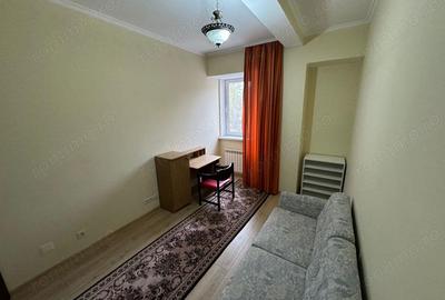 Apartament cu 2 camere decomandat în Theodor Pallady