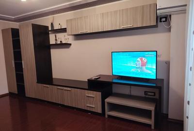 Inchiriez apartament  camere Tiglina 1. - 4