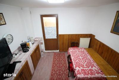 Apartament cu 4 camere decomandat în Central - 12